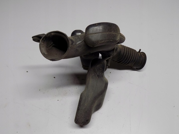 фото №1, Daihatsu terios ii 06-09 резонатор шланг воздуха 17881-b1040