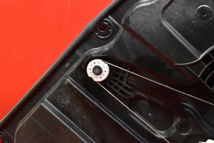 фото №8, Склопідйомник правий зад eu 83480be000 hyundai kona 2 ii 23-25