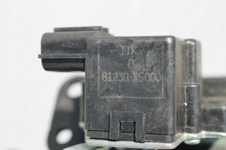 фото №6, Замок кришки багажника зад 81230-2s000 hyundai ix35