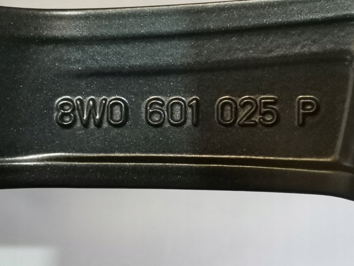 фото №11, Диски audi a4 b9 7x17 et42 5x112 8w0601025p