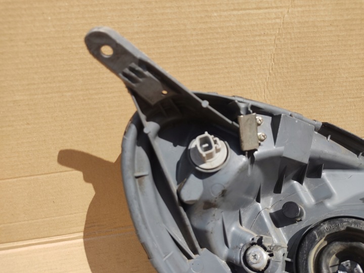 фото №7, Фара лампа передня ліва toyota yaris verso європа