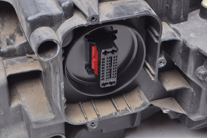 фото №10, Volvo xc90 ii лампа права передня правий перед 31446689 повний led