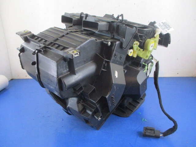 фото №3, Dacia sandero i комплектна обігрівач повітродувка