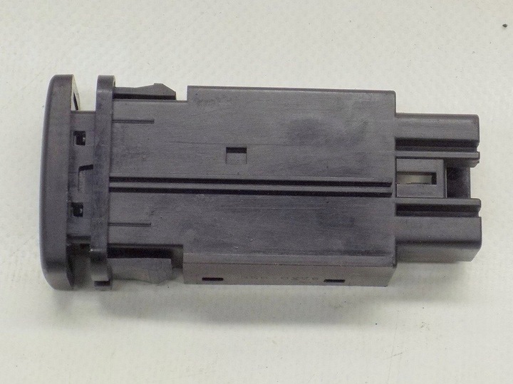 фото №6, Lexus is ii is220d переключатель подогрева стёкла