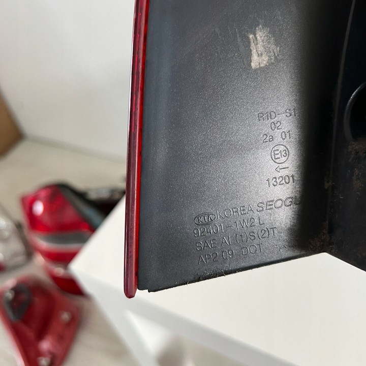 фото №10, Лампа левый зад левая задняя kia rio iii 3 92401-1w2l