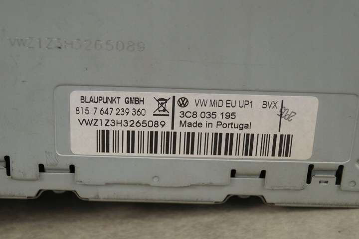 фото №12, Радио bez навигации vw scirocco 137, 138 3c8035195 2.0l бензин 147kw