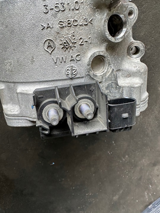 фото №7, Генератор audi a8 d5 4n0903028h do відновлення