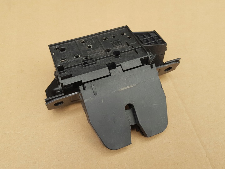 фото №1, Замок крышки зад / opel vectra c signum / универсал хэтчбек sedan / проверенный