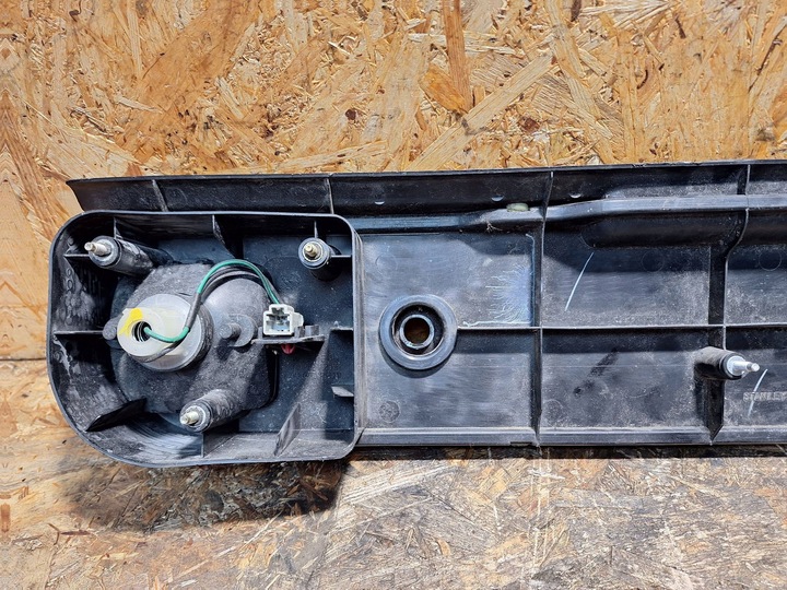 фото №7, Накладка крышки honda crx ii рестайлинг 89-92 stanley 043-1008