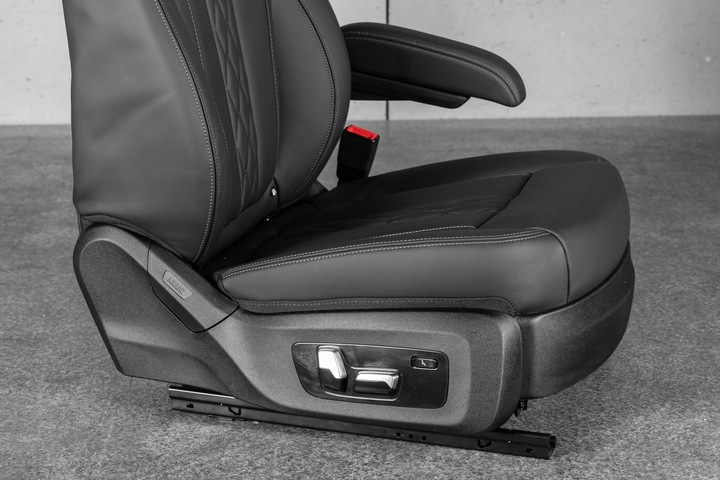 фото №10, Bmw x7 g07 lci сиденья сиденье салон средство schwarz 6 мест individual