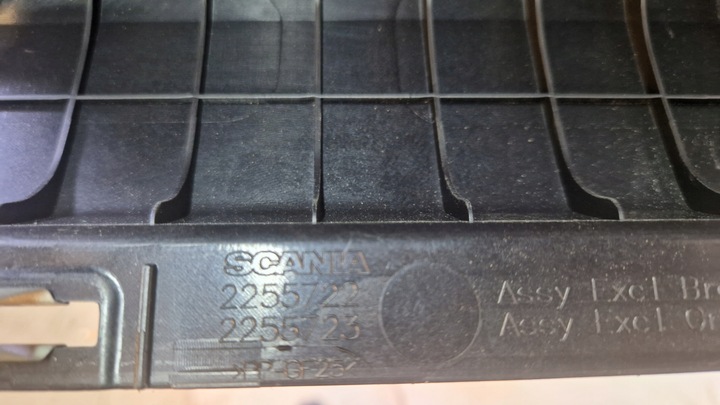 фото №9, Консоль бардачок столик полка scania r s 2084361