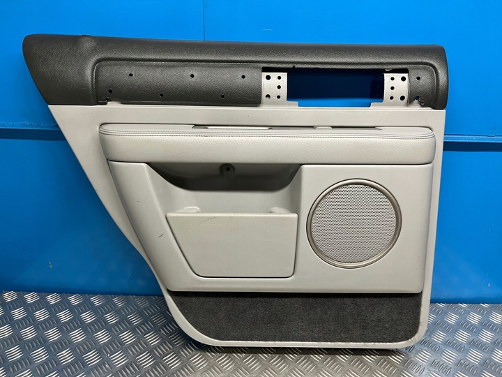 фото №1, Navigator ii 03- боковина оббивка двері лівий зад