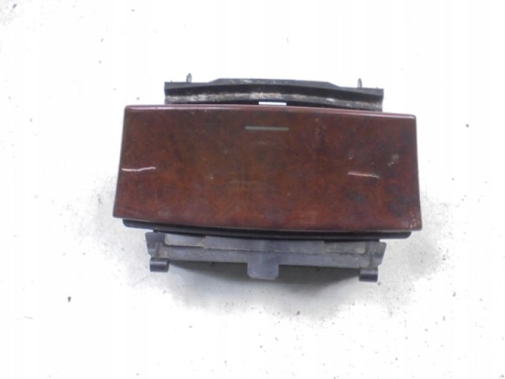 фото №5, Mercedes c w203 пепельница перед a2036800852