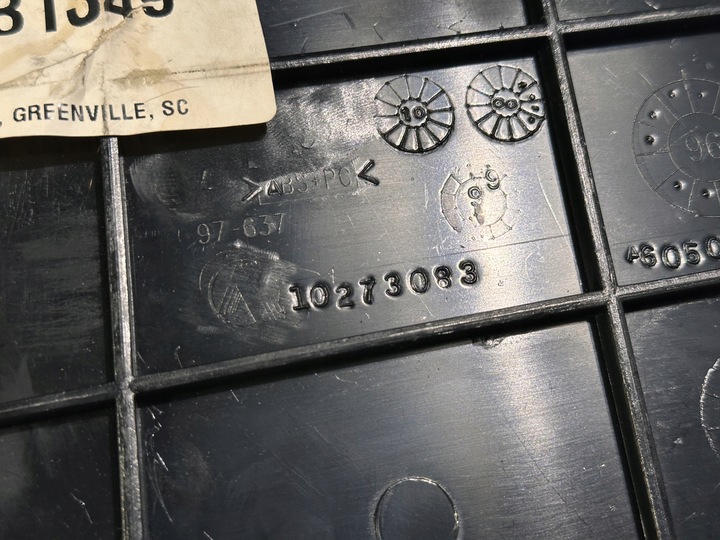 фото №11, Боковина оббивка обшивка багажника ліві chevrolet corvette c5 1997 - 2004