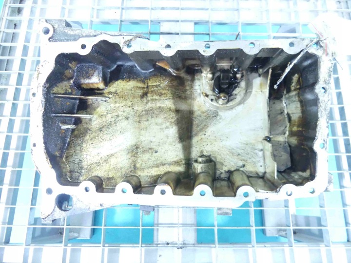 фото №8, Поддон поддон масла audi a4 b6 2.0 20v