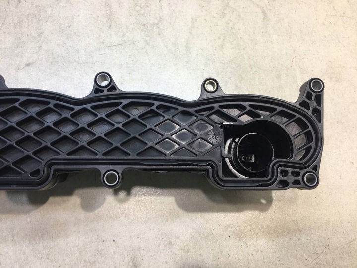 фото №7, Кришка клапанів citroen c4 i 1.6 hdi 9651815680