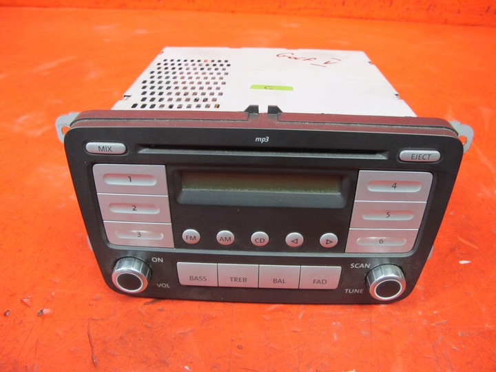 фото №1, Vw golf 5 v jetta радио cd mp3 1k0035161d