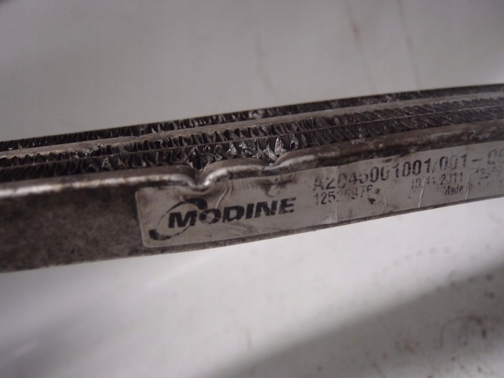 фото №10, Радіаторів масла mercedes c-klasa w204 a2045001001