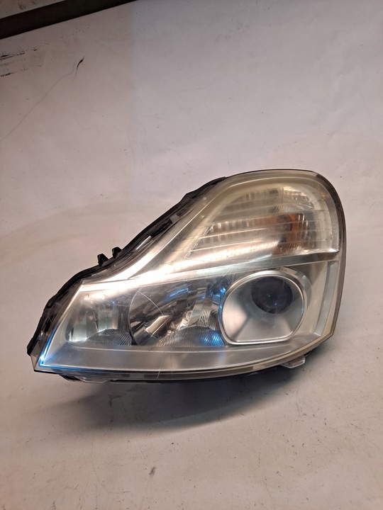 фото №1, Лампа лівий перед передня renault modus рестайлінг 8200658385