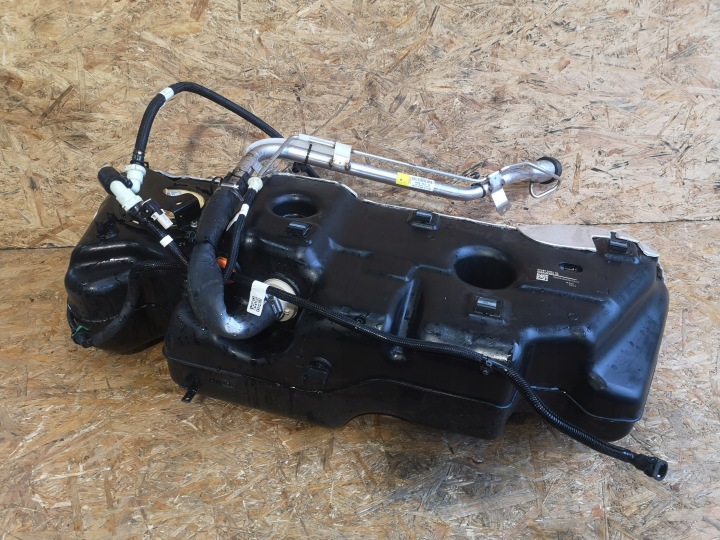фото №6, Ford kuga mk3 2.5 гибрид plug in бак топлива