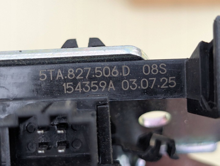 фото №5, Vw touran 5ta замок крышки багажника 5ta827506d новый оригинал