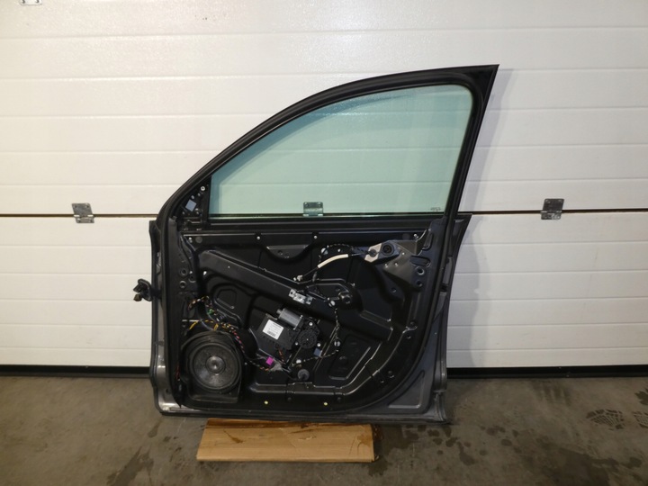 фото №7, Vw touareg i дверь перед правые комплектные