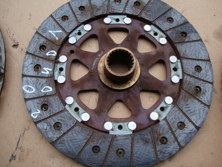 фото №3, Toyota avensis t25 2.0 d4d колесо двомасовий зчеплення