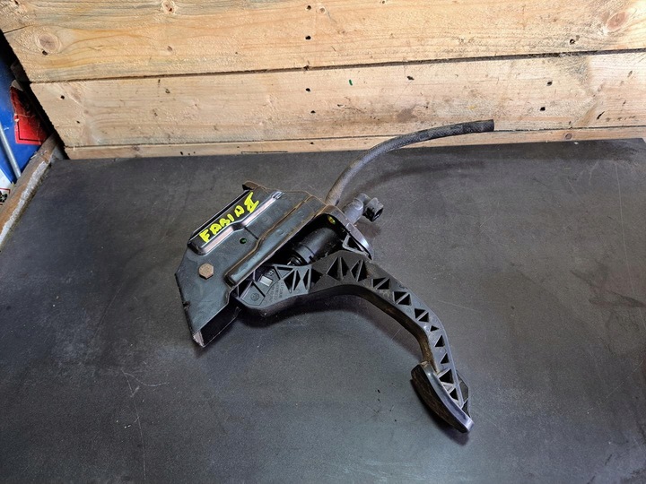 фото №1, Автомобіль skoda fabia i 1.2 універсал педаль гальмівний гальмо помпа оригінал