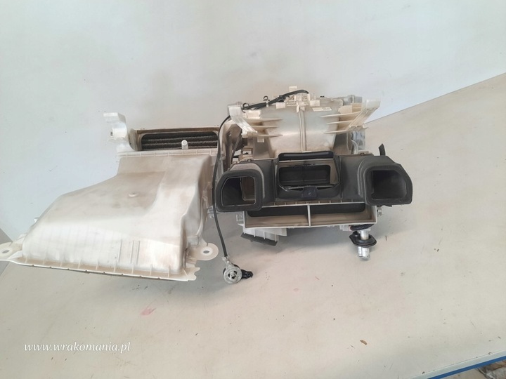 фото №10, Toyota yaris ii 2 1.0 69km обігрівач комплектна з кондиціонер 1kr-fe