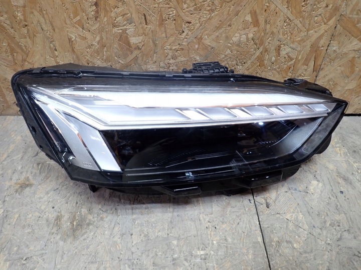 фото №1, Лампа права праві повний led matrix audi a5 8w6 f53 рестайлінг 2020-2024r 8w6941040