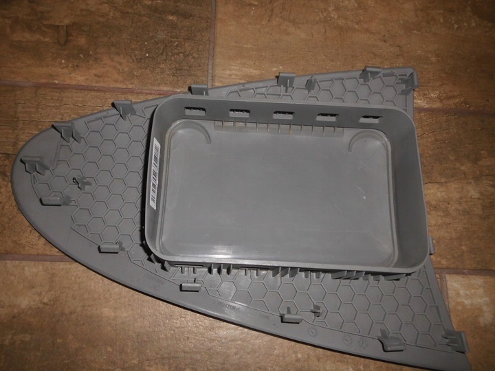 фото №4, Renault twingo ii заглушка подушка безпеки kawa mleko