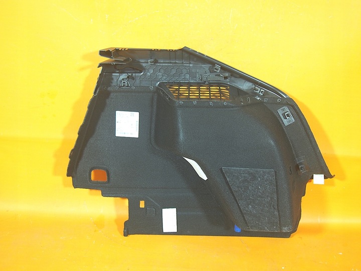 фото №12, Audi q3 83a sportback 18km оббивка багажника підлога обшивки