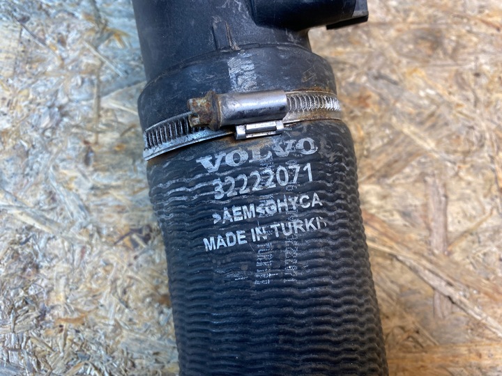 фото №16, Труба шланг шланг повітря інтеркулер volvo xc90 ii 32222071 31686412