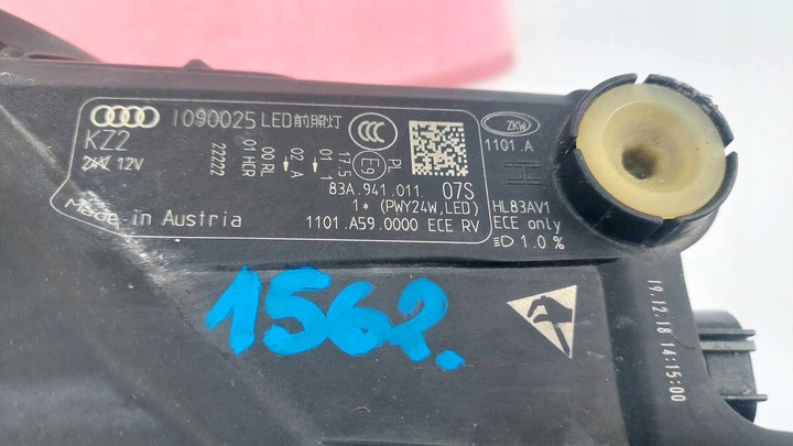 фото №9, Audi q3 ii 83a лампа ліва перед передня led 1562