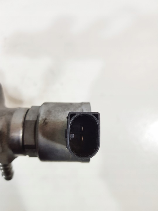 фото №10, Планка впрыскивающий датчики 04l089g vw audi skoda 2.0 tdi dfs 04l130764d