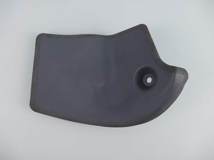 фото №1, Bmw 3 e93 cabrio защита багажника заглушка лампы