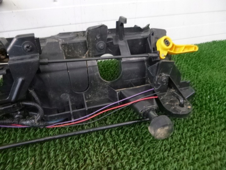 фото №7, Ecosport 12- передняя панель верхний отбойник замок капота