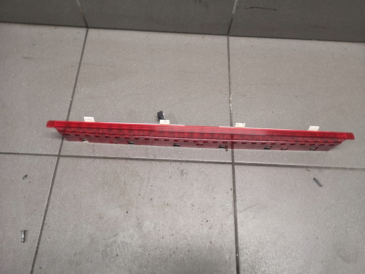 фото №1, Третье свет сплав audi a8 d3 4e0945097