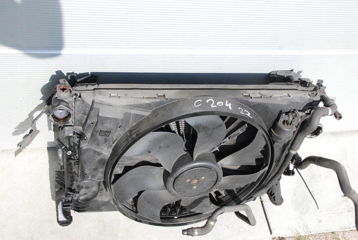 фото №5, Радиаторов воды климат mercedes w204 2.2cdi автомат