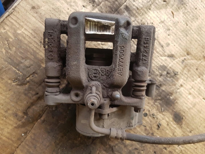 фото №1, Супорт лівий зад citroen c4 picasso ii ae777006