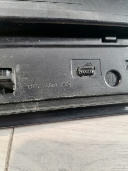 фото №6, Lr defender решётка бампера правая l8b2280b10ed