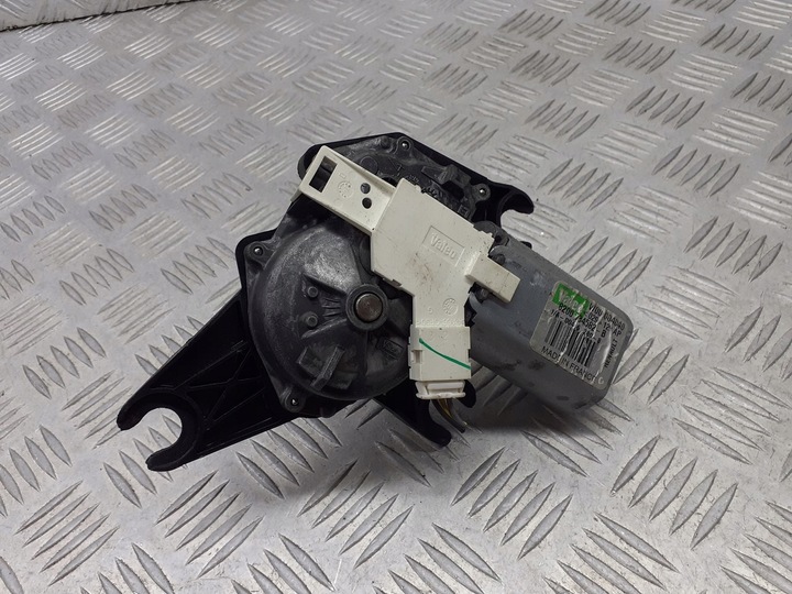 фото №1, Двигунчик двірники зад dacia sandero 1.4 8200734582