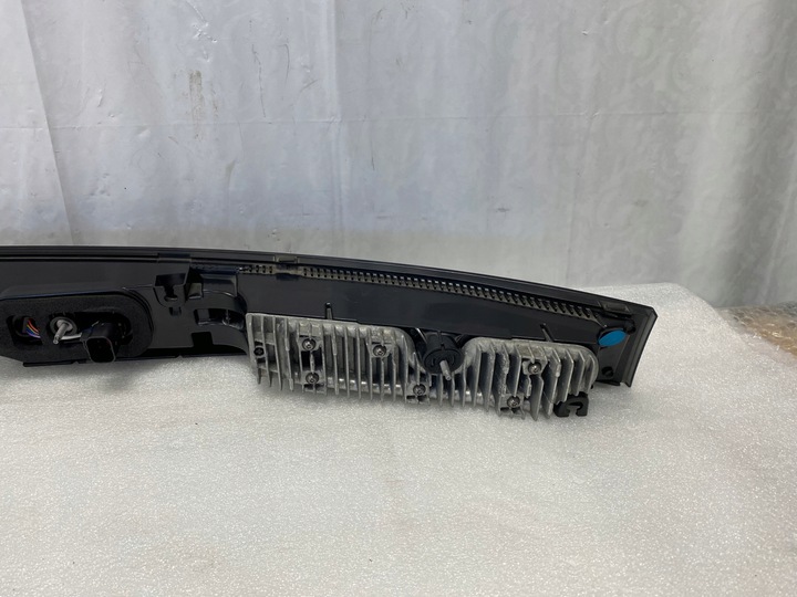 фото №14, Лампа накладка led кришки багажника зад range rover l460 22-