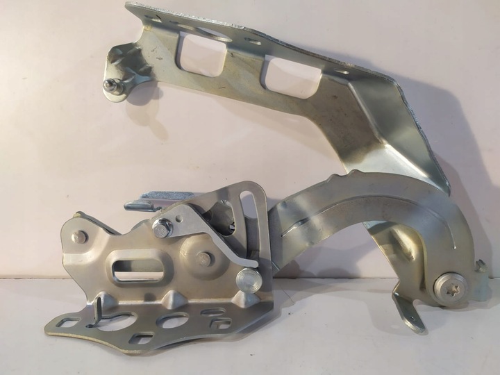 фото №1, Mercedes c w205 петля капота лівий - 15506