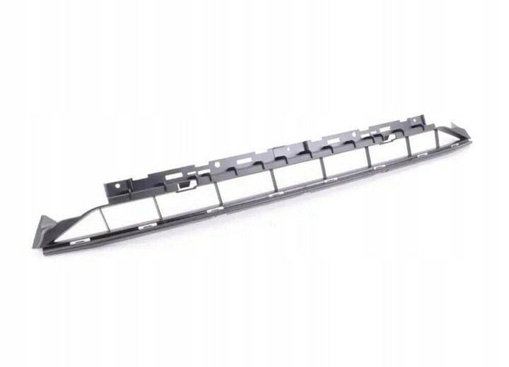 фото №13, Решітка бампера засіб нижній audi a4 b9 8w0807683b