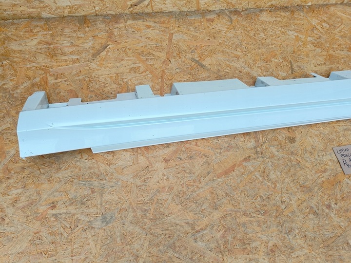 фото №9, Mercedes gle купе amg c167 поріг накладка порогова ліва права 23r перлина 799