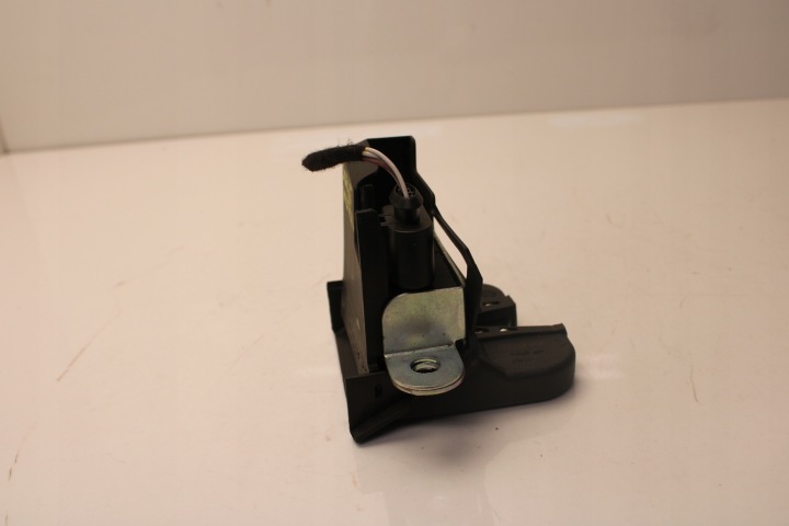 фото №6, Vw golf vi plus 09r- замок кришки багажника зад заднє 5m0827505d