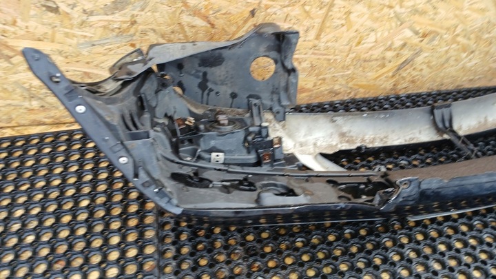 фото №12, Mercedes c клас w203 amg рестайлінг sedan бампер перед галоген c197