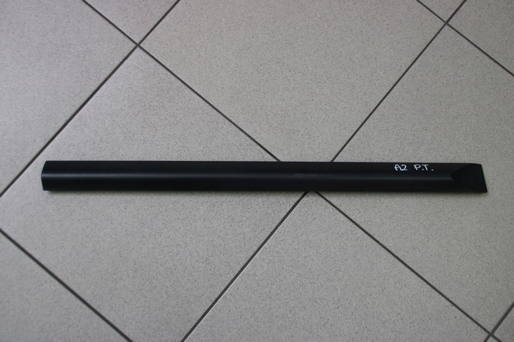 фото №1, Audi a2 планка нижня двері праві зад правих задніх 8z0854950