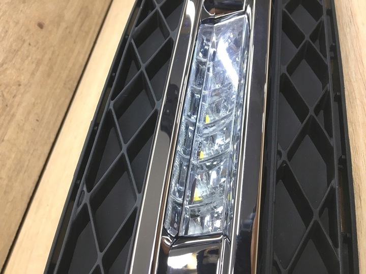 фото №13, Решётка хром правый do glk x204 2008-2012r. свет led drl движения дневного